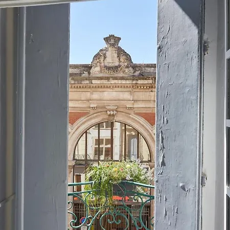 Apartment Beautiful Art Lovers *