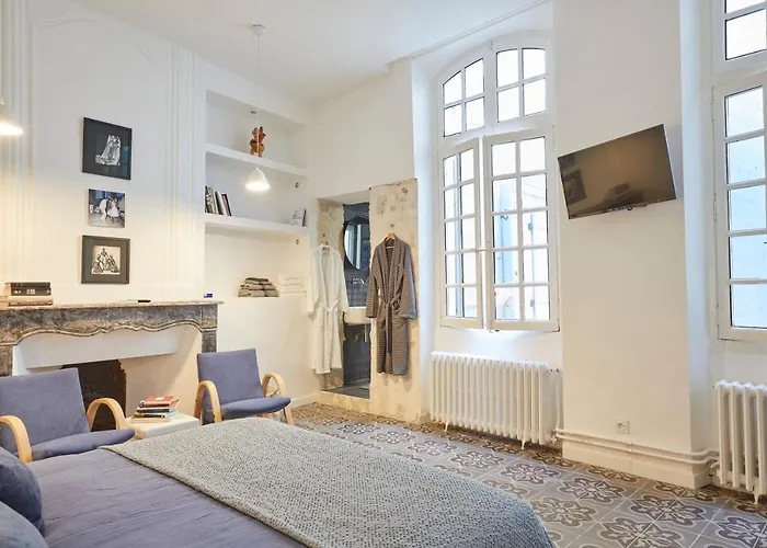 Beautiful Art Lovers Apartment Beziers